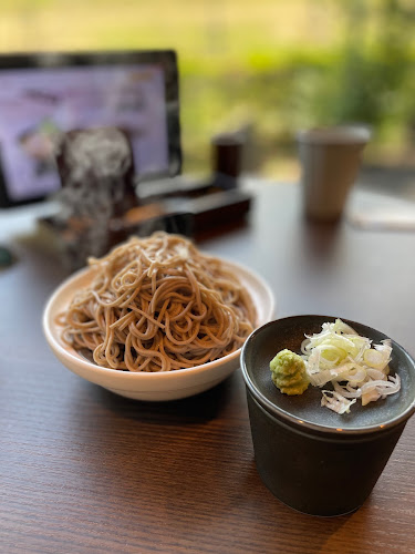 〒403-0032 山梨県富士吉田市上吉田東７丁目２７−１