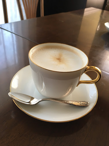 cafe with garden - 横浜市