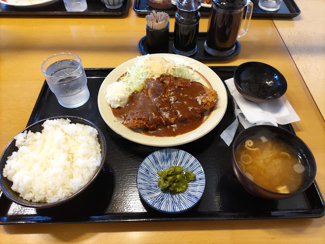 Opinii despre 定食屋 仁亭(じんてい) în 山形市 - 飲食業