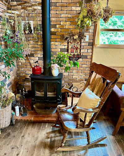 〒630-0246 奈良県生駒市西松ケ丘７−１