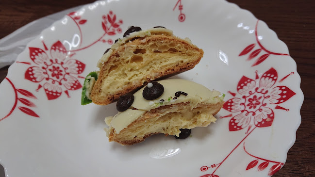 Comentarii opinii despre 洋菓子のヒロタ JR神戸フードテラス店