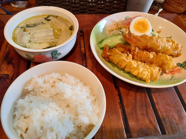 Comentarii opinii despre 熱帯食堂 高槻本店