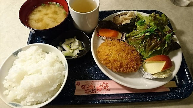 〒730-0853 広島県広島市中区堺町１丁目５−１５