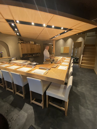 Opinii despre 鮨まつやま în 大阪市 - 飲食業