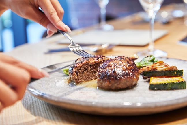 Comentarii opinii despre ニュー松坂 西宮北口店