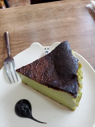 ごはんとおやつのお店 日々 - 飲食業