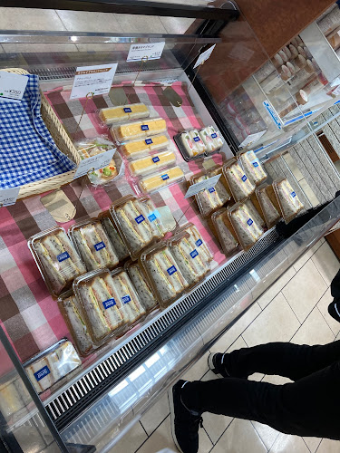 ドンク 西武福井店 - 飲食業