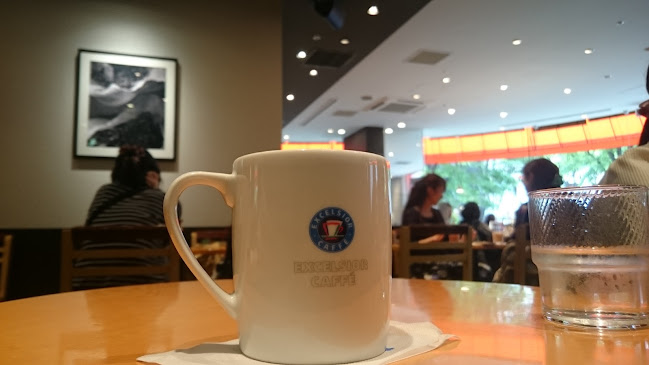 Opinii despre エクセルシオール カフェ アルカキット錦糸町店 în 墨田区 - 飲食業