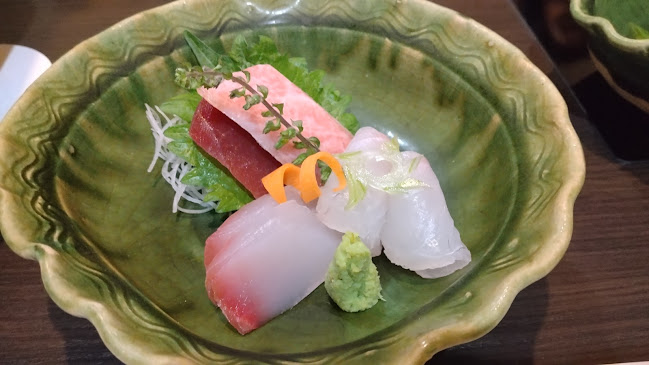 〒110-0005 東京都台東区上野３丁目１５−７ 寿ビル