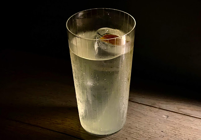 〒810-0012 福岡県福岡市中央区白金１丁目１０ １５KADONOビル 2階