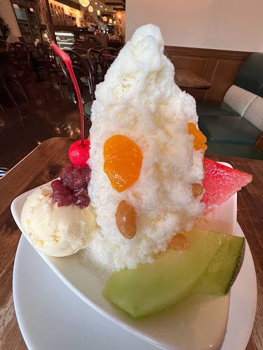 トロムヴォーン中町 - 飲食業