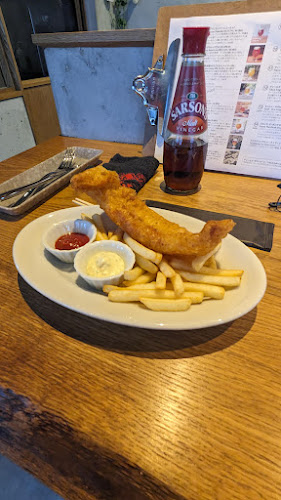 Comentarii opinii despre TIELS TEA & TAPS