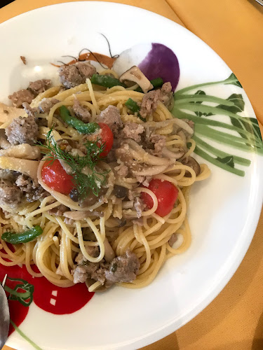 オステリア アルコバレーノ - 飲食業