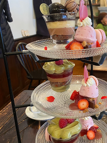 Patisserie cafe L’Or (パティスリーカフェロール) - 飲食業