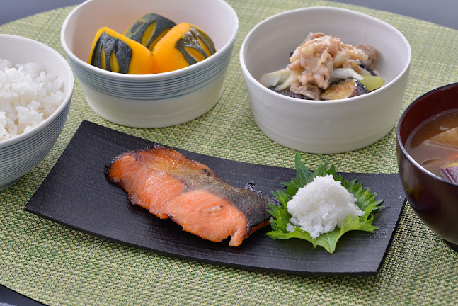 お惣菜じゃがいも ＿ 淡路店