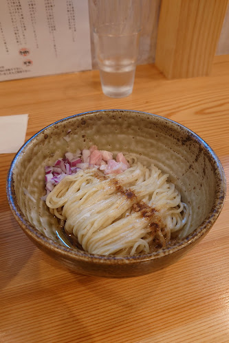 〒485-0045 愛知県小牧市川西１丁目1−７ トリコガーデン敷地 内