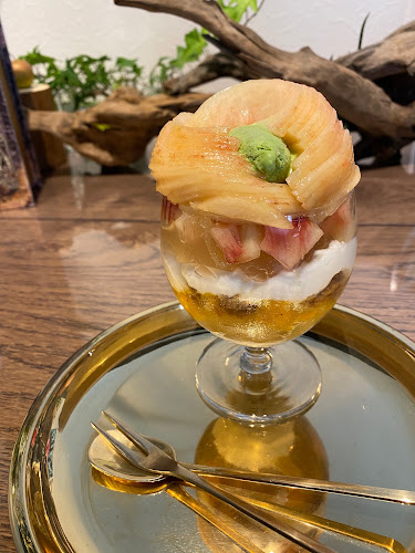 〒550-0004 大阪府大阪市西区靱本町１丁目１８−２３ ウルトラビル 2F