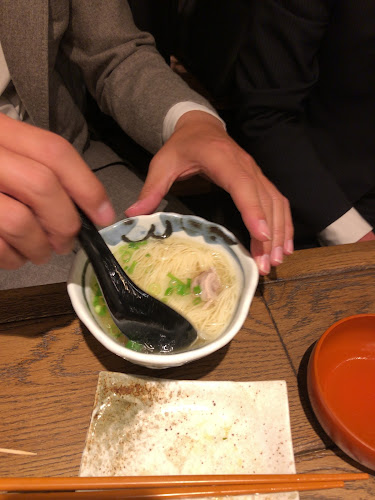 Comentarii opinii despre 肉汁餃子のダンダダン 新宿店