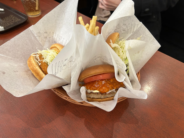 Opinii despre モスバーガー八王子みなみ野店 în 八王子市 - 飲食業
