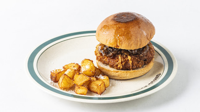 BRISKSTAND UMEDA - 飲食業