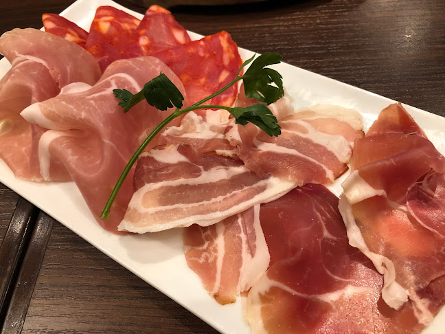 〒110-0005 東京都台東区上野６丁目８−８ POKKE1F