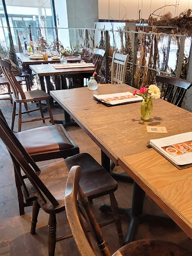 Comentarii opinii despre パンとエスプレッソと花束を