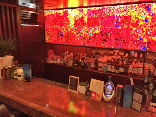 〒900-0015 沖縄県那覇市久茂地３丁目１６−１１