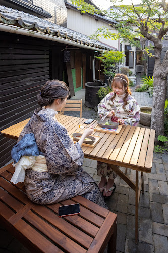 〒484-0083 愛知県犬山市東古券６６９−１