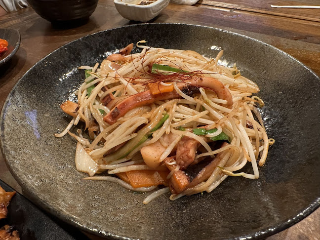 〒904-0031 沖縄県沖縄市上地１丁目１３−２０