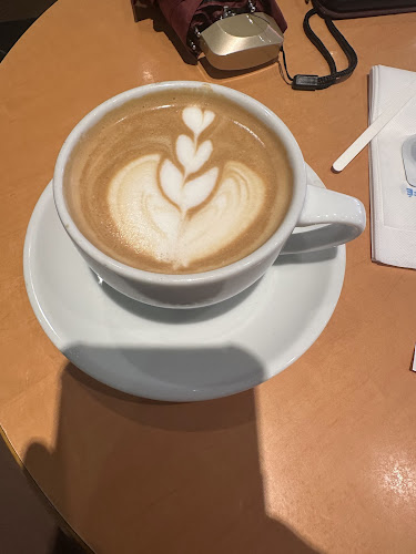 Comentarii opinii despre エクセルシオール カフェ アルカキット錦糸町店