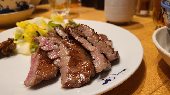 牛たん炭焼 利久 泉本店