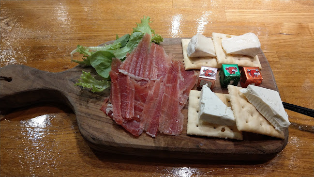 〒739-0025 広島県東広島市西条中央３丁目２６−５