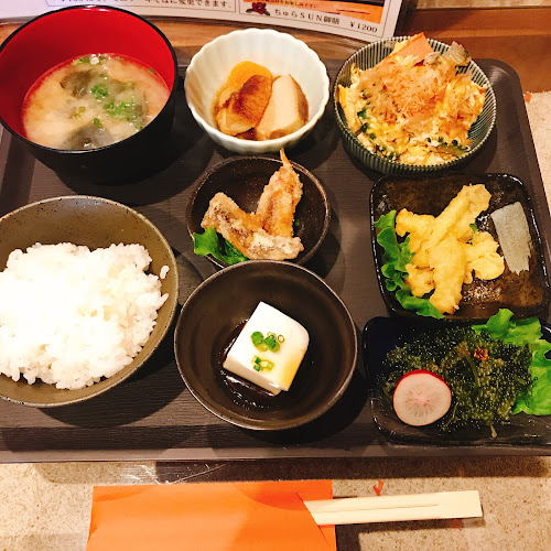 Opinii despre ちゅらSUN în 岡山市 - 飲食業