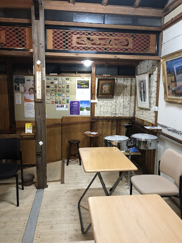 Opinii despre ギャラリーカフェ「直立猿人」 în 長野市 - 飲食業