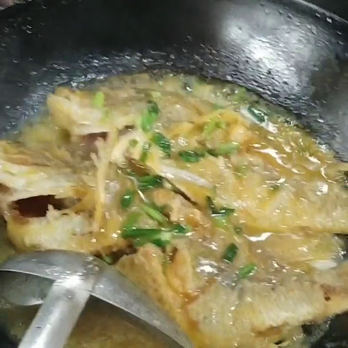 〒904-2165 沖縄県沖縄市宮里１丁目２７−１１