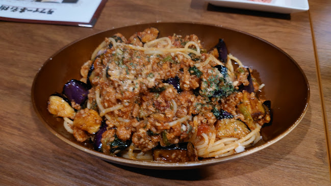 Opinii despre 秋葉原ダイニング ラフィーネ în 千代田区 - 飲食業