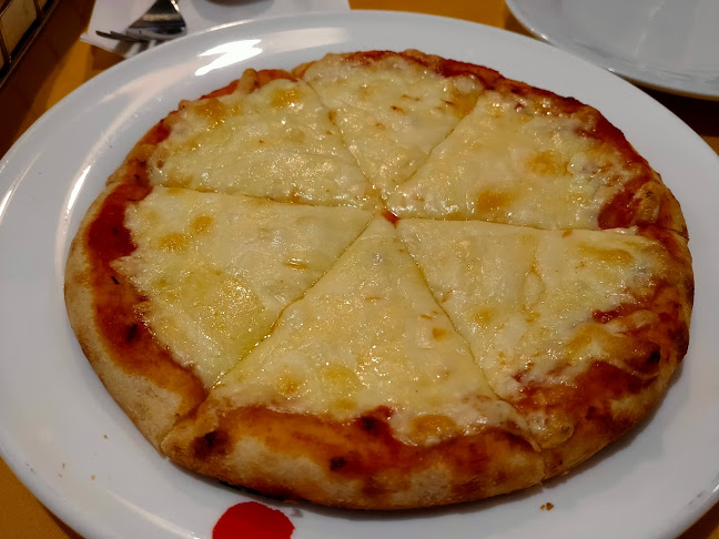 パステリア地中海 - 飲食業