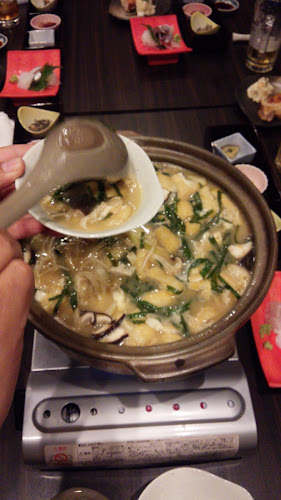 〒030-0802 青森県青森市本町１丁目１−２５