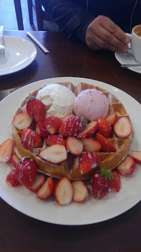 Comentarii opinii despre カフェ プレンヌ