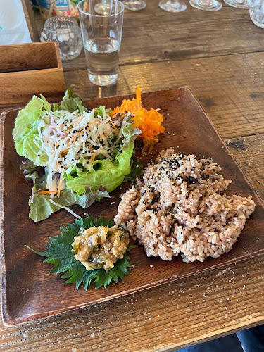 〒248-0012 神奈川県鎌倉市御成町５−３３