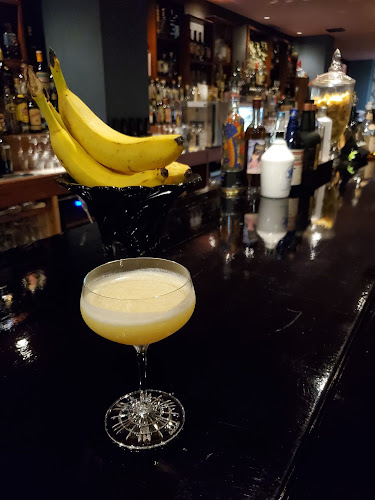 Bar Alchemist - 飲食業