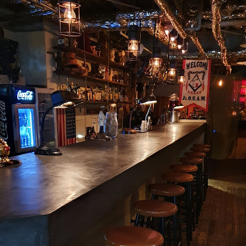 BAR Pierrot - 金沢市