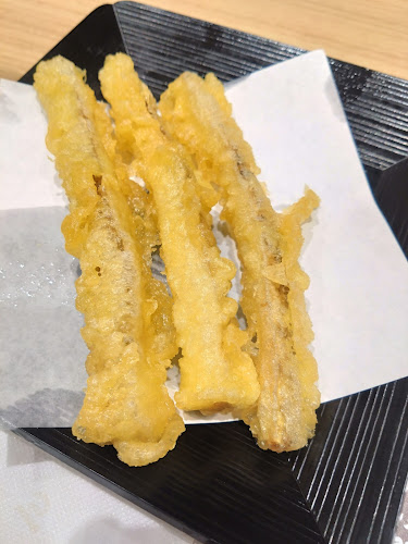 Comentarii opinii despre 資さんうどん南津守店