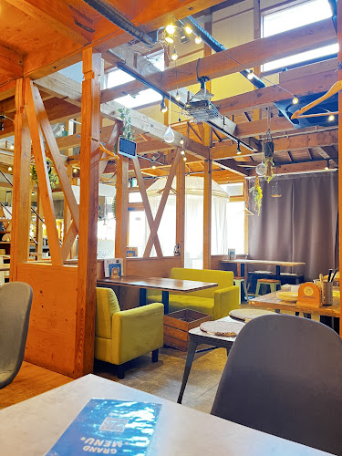 肉とチーズの古民家バル ISHIYAMA MEAT MARCHE - 飲食業