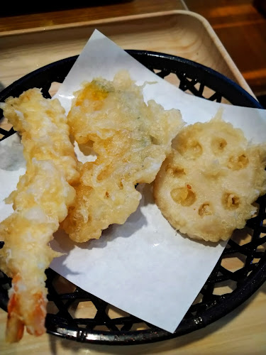 〒233-0012 神奈川県横浜市港南区上永谷２丁目１０−２５