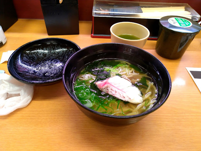 Comentarii opinii despre スシロー 春日井春見店