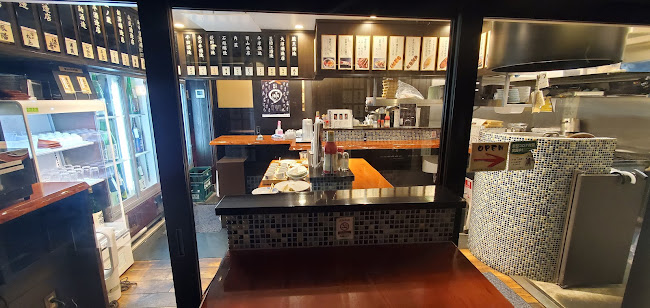 五橋横丁 たんや善治郎立ち呑み処 - 飲食業