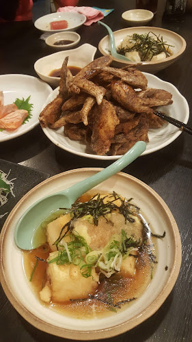 Comentarii opinii despre 世界の山ちゃん 女子大店