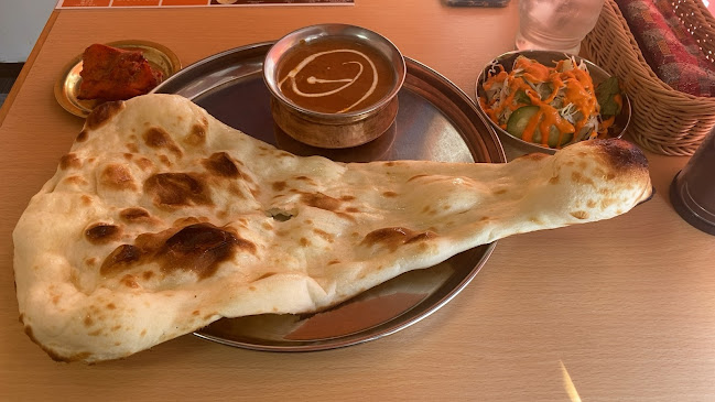 Opinii despre New Taj Mahal Everest 六地蔵店 ニュータージマハルエベレスト în 京都市 - 飲食業