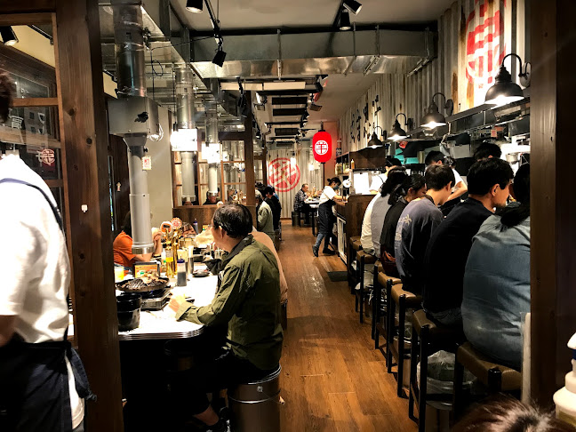 Comentarii opinii despre 大衆ジンギスカン酒場ラムちゃん 八王子店